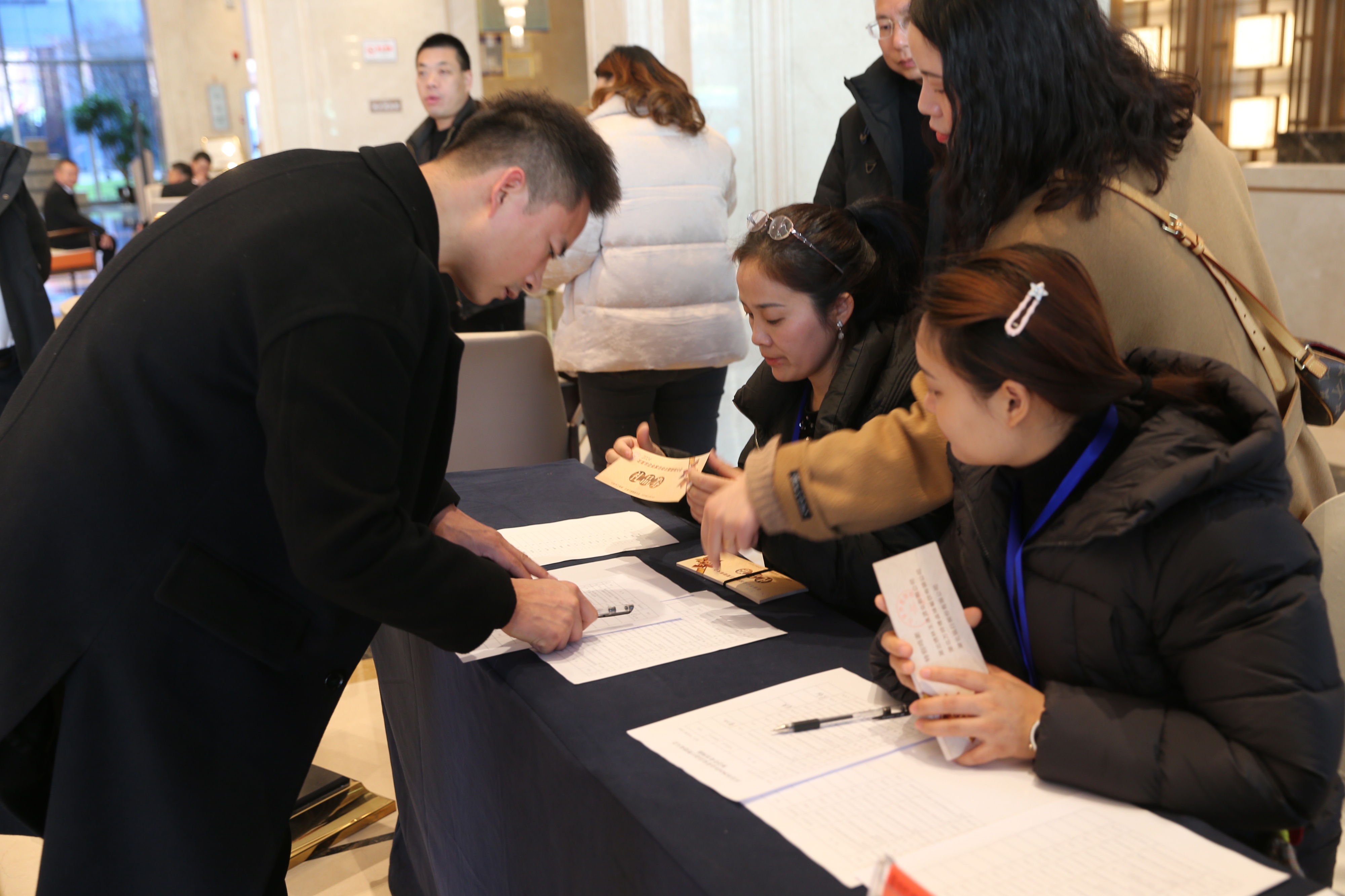 A65Y7757-opq3407759925